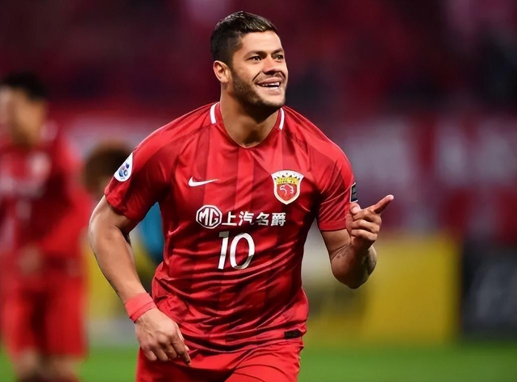 九游-申花训练场又要来新外援！能力不比路易斯差，未来将挑大梁