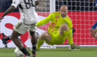 1731022828172097841.gif 【欧协杯】费利克斯+恩昆库双响,切尔西8比0诺亚FC